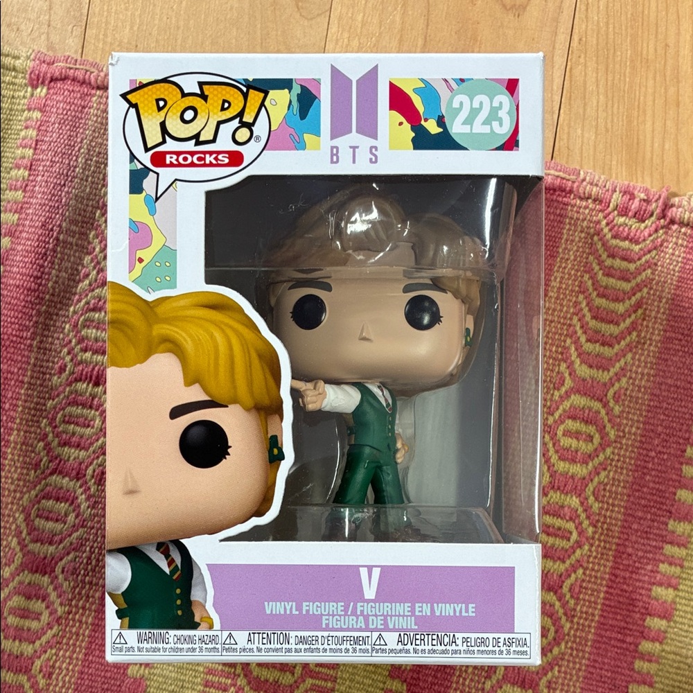 Funko Pop! Rocks BTS V Vinyl Figure - Green Outfit